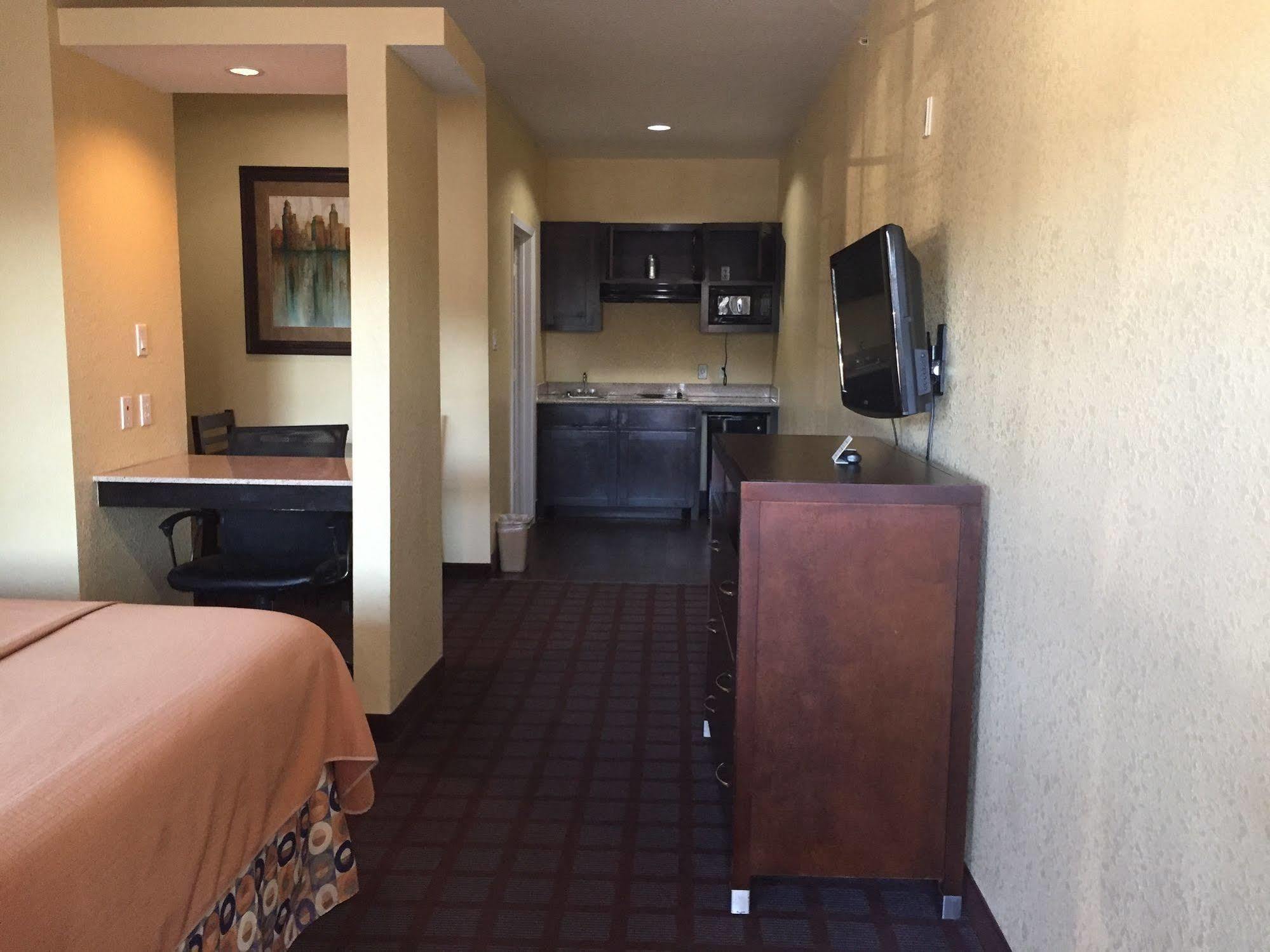 Highlands Suites מראה חיצוני תמונה