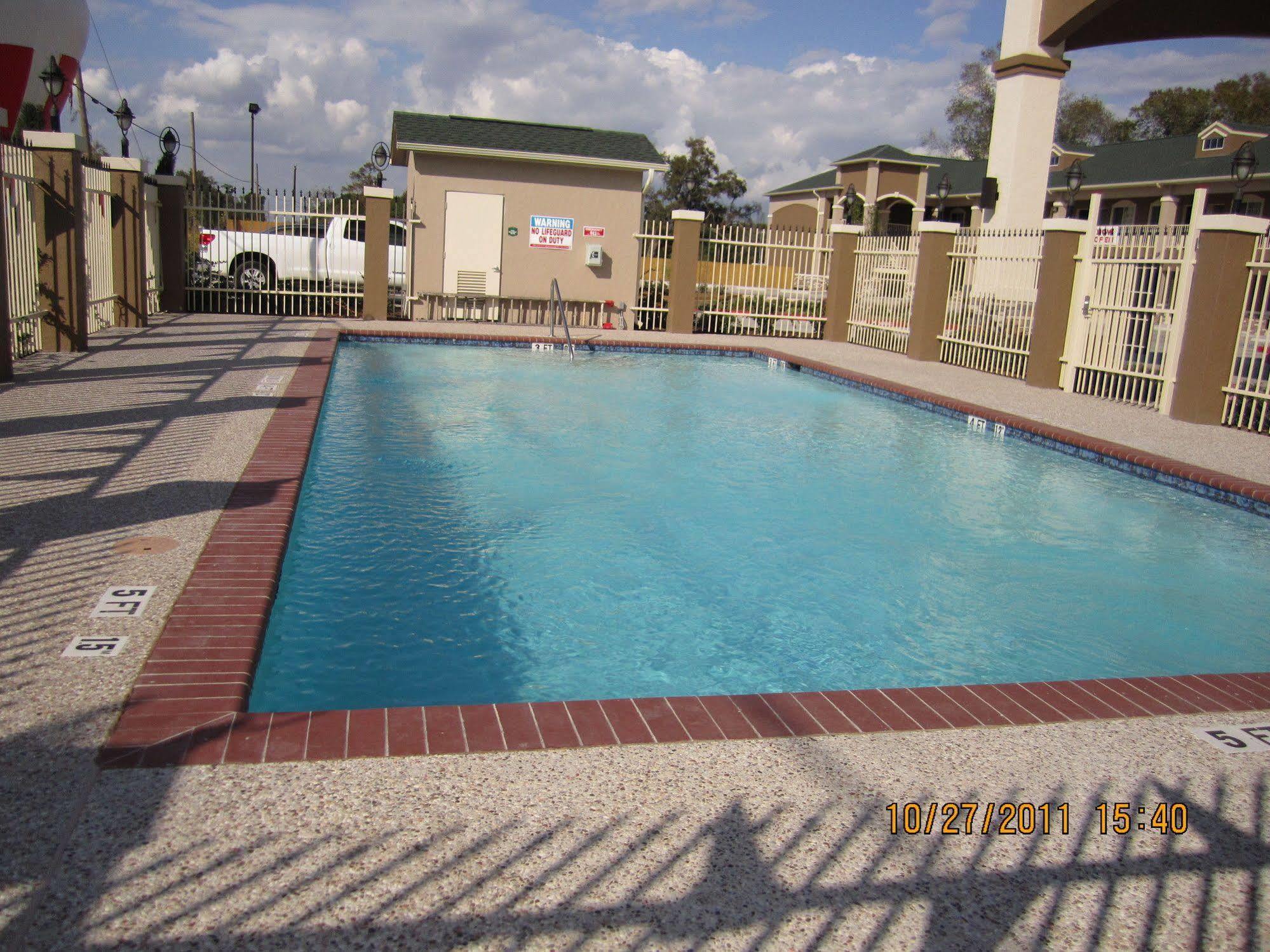 Highlands Suites מראה חיצוני תמונה